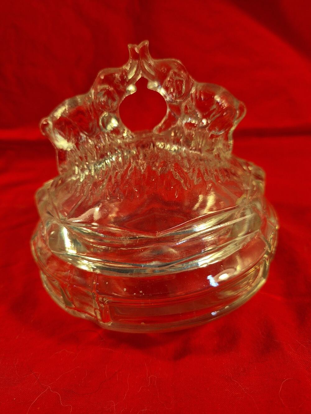 VTG L E Smith Powder Jar/Trinket Box Clear Depression Glass Kissing Elephants